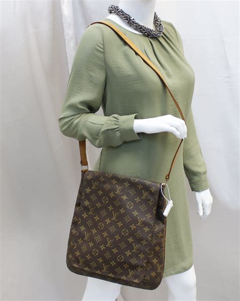 Louis Vuitton musette salsa gm